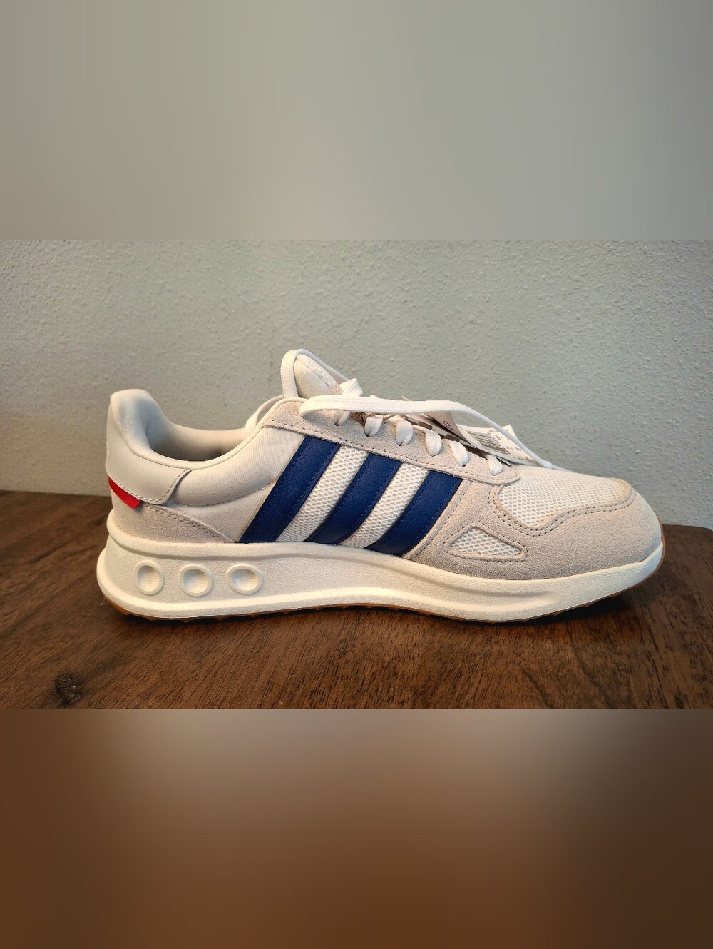 Adidas Run 84 CloudFoam Comfort Men's 10.5 White & Blue Sneaker